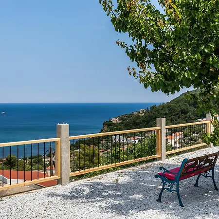Irene's Paradise Daire Skopelos