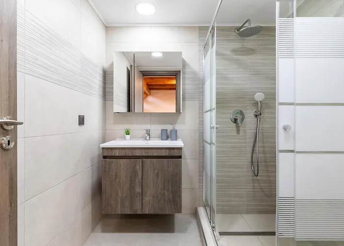 Irene's Paradise Apartament *